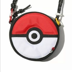 LEVI ’S® X POKÉMON POKEMON POKEBALL crossbody bag